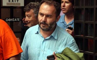 &Epsilon;&lambda;&epsilon;ύ&theta;&epsilon;&rho;&omicron;&sigmaf; &mu;&epsilon; &alpha;&pi;&alpha;&gamma;ό&rho;&epsilon;&upsilon;&sigma;&eta; &epsilon;&xi;ό&delta;&omicron;&upsilon; &alpha;&pi;ό &tau;&eta; &chi;ώ&rho;&alpha; &omicron; &Phi;&omega;&tau;ό&pi;&omicron;&upsilon;&lambda;&omicron;&sigmaf;