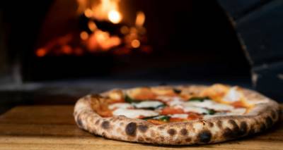 &Gamma;&alpha;&lambda;&lambda;ί&alpha;: &Sigma;&kappa;ά&nu;&delta;&alpha;&lambda;&omicron; &mu;&epsilon; &tau;&omicron;&nu; &theta;ά&nu;&alpha;&tau;&omicron; &delta;ύ&omicron; &pi;&alpha;&iota;&delta;&iota;ώ&nu; &alpha;&pi;ό &mu;&omicron;&lambda;&upsilon;&sigma;&mu;έ&nu;&epsilon;&sigmaf; &pi;ί&tau;&sigma;&epsilon;&sigmaf; - &Alpha;&sigma;&kappa;ή&theta;&eta;&kappa;&epsilon; &delta;ί&omega;&xi;&eta; &kappa;&alpha;&tau;ά &tau;&eta;&sigmaf; Nestl&eacute; France