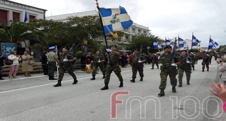 &Lambda;ή&mu;&nu;&omicron;&sigmaf; - 8&eta; &Omicron;&kappa;&tau;&omega;&beta;&rho;ί&omicron;&upsilon;: &Epsilon;&kappa;&lambda;&omicron;&gamma;έ&sigmaf; &nu;&alpha;&iota; &Pi;&alpha;&rho;έ&lambda;&alpha;&sigma;&eta; ό&chi;&iota;