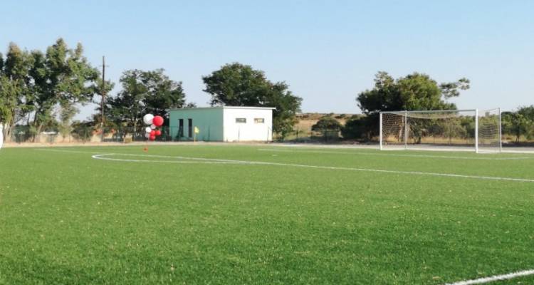 Gazzetta.gr: Έ&nu;&alpha; &nu;έ&omicron; &pi;&omicron;&delta;&omicron;&sigma;&phi;&alpha;&iota;&rho;&iota;&kappa;ό &sigma;&tau;&omicron;&lambda;ί&delta;&iota; &alpha;&pi;έ&kappa;&tau;&eta;&sigma;&epsilon; &eta; &Lambda;ή&mu;&nu;&omicron;&sigmaf; (photos)