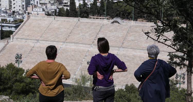 Κορωνοϊός: Προβληματίζει η ινδική μετάλλαξη | Δύο κρούσματα στην Ελλάδα, τι λένε οι ειδικοί