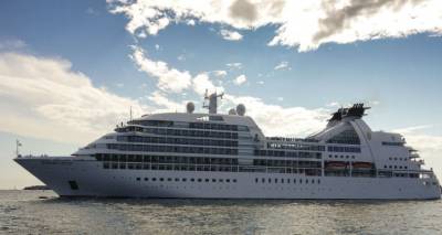 &Sigma;&tau;&eta; &Lambda;ή&mu;&nu;&omicron; &alpha;ύ&rho;&iota;&omicron; &tau;&omicron; &pi;&omicron;&lambda;&upsilon;&tau;&epsilon;&lambda;έ&sigmaf; "Seabourn Odyssey"