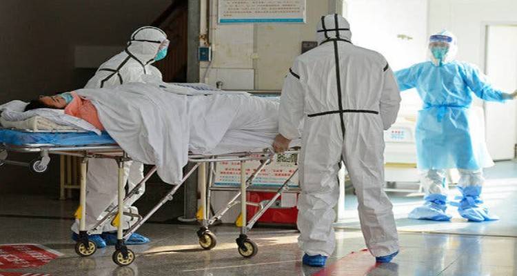 &Kappa;&omicron;&rho;&omega;&nu;&omicron;ϊό&sigmaf;: &Sigma;&tau;&eta; &Theta;&epsilon;&sigma;&sigma;&alpha;&lambda;&omicron;&nu;ί&kappa;&eta; &tau;&omicron; &pi;&rho;ώ&tau;&omicron; &kappa;&rho;&omicron;ύ&sigma;&mu;&alpha;