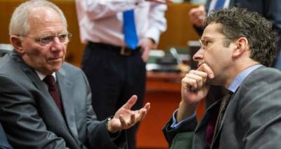 &laquo;&Omicron;&chi;&iota;&raquo; &alpha;&pi;ό &Epsilon;&upsilon;&rho;ώ&pi;&eta; &gamma;&iota;&alpha; &chi;&rho;έ&omicron;&sigmaf;, &chi;&rho;&eta;&mu;&alpha;&tau;&omicron;&delta;ό&tau;&eta;&sigma;&eta; &alpha;&pi;ό &Delta;&Nu;&Tau; &kappa;&alpha;&iota; &sigma;&upsilon;&mu;&mu;&epsilon;&tau;&omicron;&chi;ή &sigma;&tau;&omicron; QE