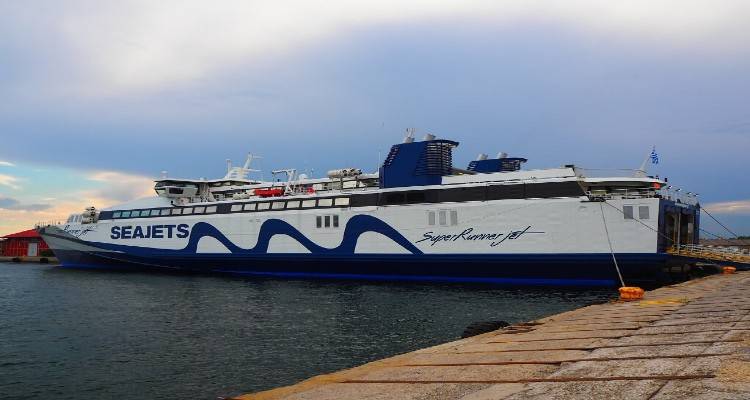 Λήμνος: Έκτακτη απολύμανση στο Super Runner Jet | Νέα καθυστέρηση και νέα ταλαιπωρία