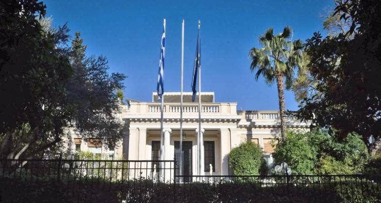 &Sigma;&tau;&omicron; &pi;&alpha;&rho;ά &pi;έ&nu;&tau;&epsilon; &gamma;&iota;&alpha; &sigma;&kappa;&lambda;&eta;&rho;ό lockdown &eta; &Alpha;&tau;&tau;&iota;&kappa;ή | &Epsilon;&kappa;&tau;&alpha;&kappa;&tau;&eta; &sigma;ύ&sigma;&kappa;&epsilon;&psi;&eta; &upsilon;&pi;ό &tau;&omicron;&nu; &Mu;&eta;&tau;&sigma;&omicron;&tau;ά&kappa;&eta; &sigma;&tau;&omicron; &Mu;έ&gamma;&alpha;&rho;&omicron; &Mu;&alpha;&xi;ί&mu;&omicron;&upsilon;