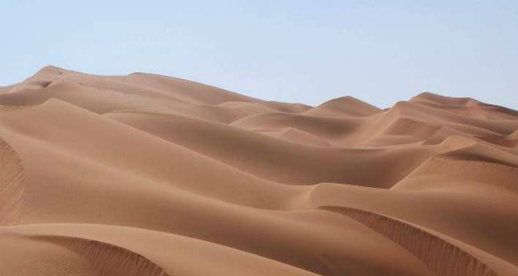 &Kappa;&iota;&nu;&delta;&upsilon;&nu;&epsilon;ύ&epsilon;&iota; &eta; &Gamma;&eta; &nu;&alpha; &xi;&epsilon;&mu;&epsilon;ί&nu;&epsilon;&iota; &alpha;&pi;ό ά&mu;&mu;&omicron;; &Tau;&eta;&nu; &kappa;&lambda;έ&beta;&epsilon;&iota; &eta; &mu;&alpha;&phi;ί&alpha;