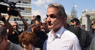 &Sigma;&tau;&omicron; &Iota;&pi;&pi;&omicron;&kappa;&rho;ά&tau;&epsilon;&iota;&omicron; &omicron; &Mu;&eta;&tau;&sigma;&omicron;&tau;ά&kappa;&eta;&sigmaf;, &epsilon;&pi;&iota;&sigma;&kappa;έ&phi;&theta;&eta;&kappa;&epsilon; &tau;&omicron;&upsilon;&sigmaf; &tau;&rho;&alpha;&upsilon;&mu;&alpha;&tau;ί&epsilon;&sigmaf; &alpha;&pi;ό &tau;&eta;&nu; &tau;&rho;&iota;&pi;&lambda;ή &epsilon;&pi;ί&theta;&epsilon;&sigma;&eta;: Ά&nu;&alpha;&nu;&delta;&rho;&eta; &kappa;&alpha;&iota; &delta;&omicron;&lambda;&omicron;&phi;&omicron;&nu;&iota;&kappa;ή &epsilon;&pi;ί&theta;&epsilon;&sigma;&eta;, &omicron;&iota; &delta;&rho;ά&sigma;&tau;&epsilon;&sigmaf; &theta;&alpha; &omicron;&delta;&eta;&gamma;&eta;&theta;&omicron;ύ&nu; &sigma;&tau;&eta; &delta;&iota;&kappa;&alpha;&iota;&omicron;&sigma;ύ&nu;&eta;