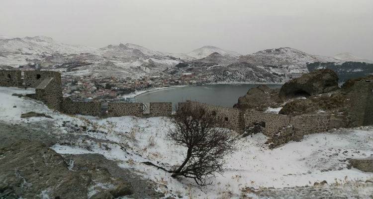&Sigma;&upsilon;&nu;&epsilon;&chi;ί&zeta;&epsilon;&tau;&alpha;&iota; &eta; &kappa;&alpha;&kappa;&omicron;&kappa;&alpha;&iota;&rho;ί&alpha; &mu;&epsilon; &kappa;&alpha;&tau;&alpha;&iota;&gamma;ί&delta;&epsilon;&sigmaf; &kappa;&alpha;&iota; &iota;&sigma;&chi;&upsilon;&rho;&omicron;ύ&sigmaf; &alpha;&nu;έ&mu;&omicron;&upsilon;&sigmaf;