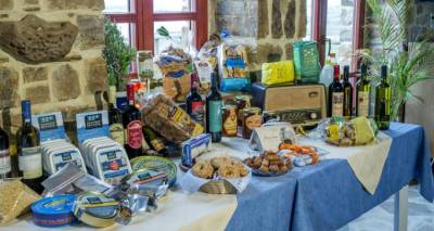 &Lambda;ή&mu;&nu;&omicron;&sigmaf;: &Pi;&rho;ό&gamma;&rho;&alpha;&mu;&mu;&alpha; &alpha;&nu;ά&delta;&epsilon;&iota;&xi;&eta;&sigmaf; &tau;&omicron;&pi;&iota;&kappa;ώ&nu; &pi;&rho;&omicron;ϊό&nu;&tau;&omega;&nu; &alpha;&pi;ό &mu;&epsilon;&gamma;ά&lambda;&eta; &alpha;&lambda;&upsilon;&sigma;ί&delta;&alpha; super market