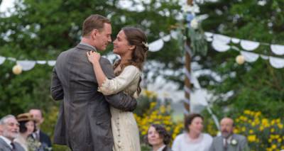 &Eta; &tau;&alpha;&iota;&nu;ί&alpha; &tau;&eta;&sigmaf; &epsilon;&beta;&delta;&omicron;&mu;ά&delta;&alpha;&sigmaf; &sigma;&tau;&omicron; &laquo;&Mu;&alpha;&rho;&omicron;ύ&lambda;&alpha;&raquo;: &Tau;&omicron; &phi;&omega;&sigmaf; &alpha;&nu;ά&mu;&epsilon;&sigma;&alpha; &sigma;&tau;&omicron;&upsilon;&sigmaf; &omega;&kappa;&epsilon;&alpha;&nu;&omicron;ύ&sigmaf; (video)