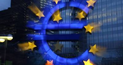 &Tau;&omicron; Eurogroup &alpha;&nu;&alpha;&sigma;&tau;έ&lambda;&lambda;&epsilon;&iota; &tau;&eta; &chi;&rho;&eta;&mu;&alpha;&tau;&omicron;&delta;ό&tau;&eta;&sigma;&eta; &tau;&eta;&sigmaf; &Epsilon;&lambda;&lambda;ά&delta;&alpha;&sigmaf;