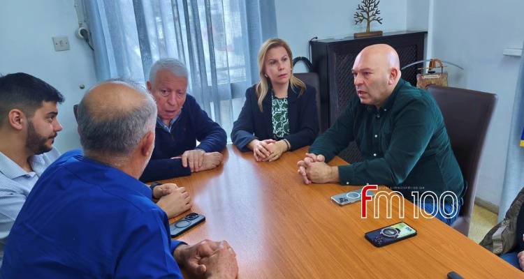 &Lambda;ή&mu;&nu;&omicron;&sigmaf;: &laquo;&Zeta;&epsilon;&sigma;&tau;ό&raquo; &kappa;&lambda;ί&mu;&alpha; &kappa;&alpha;&iota; &alpha;&tau;&zeta;έ&nu;&tau;&alpha; έ&rho;&gamma;&omega;&nu; &sigma;&tau;&eta; &sigma;&upsilon;&nu;ά&nu;&tau;&eta;&sigma;&eta; &Mu;&omicron;&upsilon;&tau;&zeta;&omicron;ύ&rho;&eta; &ndash; &Gamma;&epsilon;ώ&rho;&gamma;&alpha;