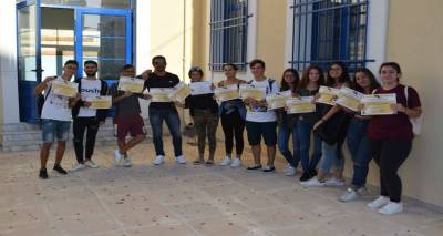 &Sigma;&tau;&eta;&nu; &Alpha;1 &tau;&omicron;&upsilon; &Epsilon;&Pi;&Alpha;&Lambda; &Mu;ύ&rho;&iota;&nu;&alpha;&sigmaf; &tau;&omicron; 3&omicron; &beta;&rho;&alpha;&beta;&epsilon;ί&omicron; &tau;&omicron;&upsilon; 6&omicron;&upsilon; &Epsilon;&tau;ή&sigma;&iota;&omicron;&upsilon; &Delta;&iota;&alpha;&gamma;&omega;&nu;&iota;&sigma;&mu;&omicron;ύ &Mu;&alpha;&theta;&eta;&tau;&iota;&kappa;&omicron;ύ &Epsilon;&nu;&tau;ύ&pi;&omicron;&upsilon;