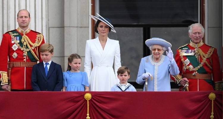 &Epsilon;&lambda;&iota;&sigma;ά&beta;&epsilon;&tau;: &laquo;&Eta; &gamma;έ&phi;&upsilon;&rho;&alpha; &tau;&omicron;&upsilon; &Lambda;&omicron;&nu;&delta;ί&nu;&omicron;&upsilon; έ&pi;&epsilon;&sigma;&epsilon;&raquo; | &Tau;&iota; &pi;&rho;&omicron;&beta;&lambda;έ&pi;&epsilon;&iota; &tau;&omicron; &pi;&rho;&omega;&tau;ό&kappa;&omicron;&lambda;&lambda;&omicron; &gamma;&iota;&alpha; &tau;&eta; &delta;&iota;&alpha;&delta;&omicron;&chi;ή &tau;&eta;&sigmaf; &beta;&alpha;&sigma;ί&lambda;&iota;&sigma;&sigma;&alpha;&sigmaf;