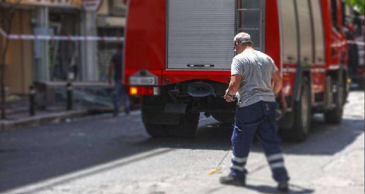 &Epsilon;&lambda;&epsilon;&upsilon;&sigma;ί&nu;&alpha;: &Iota;&sigma;&chi;&upsilon;&rho;ή έ&kappa;&rho;&eta;&xi;&eta; &sigma;&epsilon; &psi;&eta;&tau;&omicron;&pi;&omega;&lambda;&epsilon;ί&omicron;