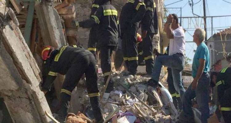 &Lambda;&eta;&mu;&nu;&iota;ά &eta; &gamma;&upsilon;&nu;&alpha;ί&kappa;&alpha; &pi;&omicron;&upsilon; &alpha;&pi;&epsilon;&gamma;&kappa;&lambda;&omega;&beta;ί&sigma;&tau;&eta;&kappa;&epsilon; &alpha;&pi;ό &tau;&alpha; &epsilon;&rho;&epsilon;ί&pi;&iota;&alpha; &sigma;&tau;&eta; &Lambda;έ&sigma;&beta;&omicron;;