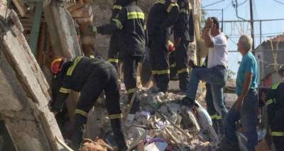 &Lambda;&eta;&mu;&nu;&iota;ά &eta; &gamma;&upsilon;&nu;&alpha;ί&kappa;&alpha; &pi;&omicron;&upsilon; &alpha;&pi;&epsilon;&gamma;&kappa;&lambda;&omega;&beta;ί&sigma;&tau;&eta;&kappa;&epsilon; &alpha;&pi;ό &tau;&alpha; &epsilon;&rho;&epsilon;ί&pi;&iota;&alpha; &sigma;&tau;&eta; &Lambda;έ&sigma;&beta;&omicron;;