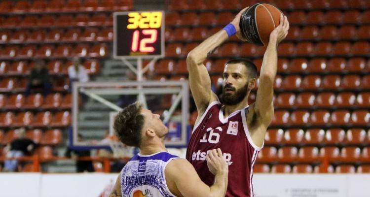 Ήφαιστος: Οι ευχές στον χαζομπαμπά Μούρτο (pic)