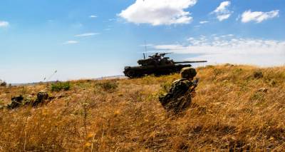 &Eta; &Tau;&omicron;&upsilon;&rho;&kappa;ί&alpha; &alpha;&rho;&nu;&epsilon;ί&tau;&alpha;&iota; ό&tau;&iota; &eta; &Epsilon;&lambda;&lambda;ά&delta;&alpha; &mu;&pi;&omicron;&rho;&epsilon;ί &nu;&alpha; &pi;&rho;&alpha;&gamma;&mu;&alpha;&tau;&omicron;&pi;&omicron;&iota;ή&sigma;&epsilon;&iota; &sigma;&tau;&rho;&alpha;&tau;&iota;&omega;&tau;&iota;&kappa;έ&sigmaf; &alpha;&sigma;&kappa;ή&sigma;&epsilon;&iota;&sigmaf; &sigma;&tau;&eta; &Lambda;ή&mu;&nu;&omicron;