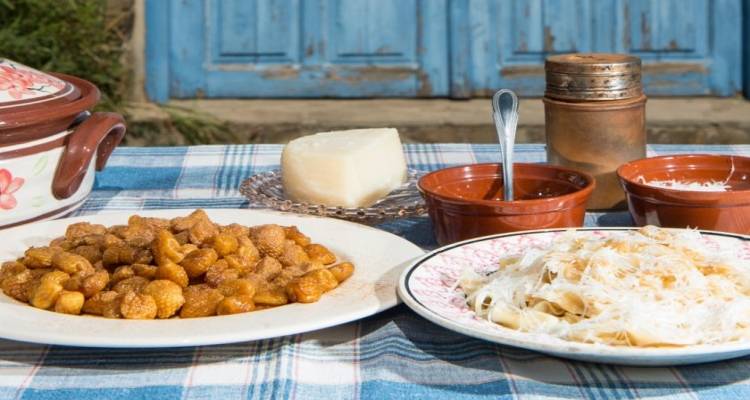 Taste Atlas: Το Βόρειο Αιγαίο ανάμεσα στους κορυφαίους γαστρονομικούς προορισμούς του κόσμου