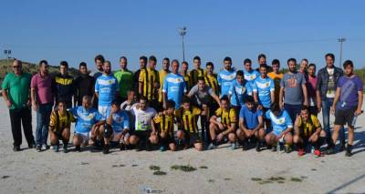 &Nu;έ&omicron;&iota; &kappa;&alpha;&iota; &pi;&alpha;&lambda;&alpha;ί&mu;&alpha;&chi;&omicron;&iota; &tau;&omicron;&upsilon; Ά&rho;&eta; &Mu;&omicron;ύ&delta;&rho;&omicron;&upsilon; &gamma;&iota;ό&rho;&tau;&alpha;&sigma;&alpha;&nu; &tau;&omicron; &pi;&omicron;&delta;ό&sigma;&phi;&alpha;&iota;&rho;&omicron; (video)