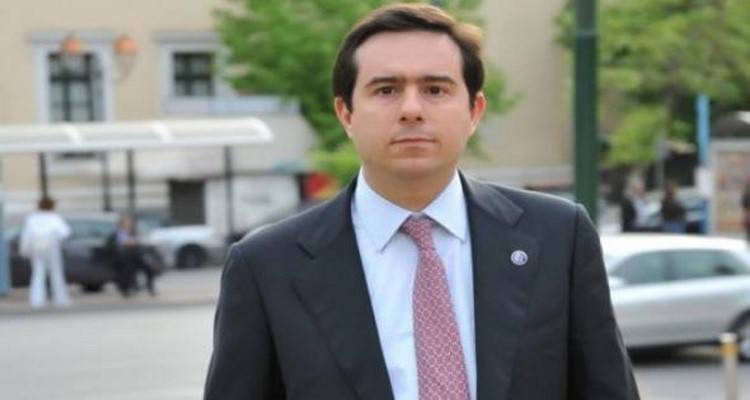 Λύση για τον Αγ. Ευστράτιο ζητά ο Ν. Μηταράκης
