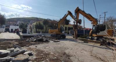 &Xi;&epsilon;&kappa;ί&nu;&eta;&sigma;&epsilon; &eta; &alpha;&nu;ά&pi;&lambda;&alpha;&sigma;&eta; &tau;&eta;&sigmaf; &pi;&lambda;&alpha;&tau;&epsilon;ί&alpha;&sigmaf; &sigma;&tau;&alpha; &Tau;&sigma;&iota;&mu;ά&nu;&delta;&rho;&iota;&alpha;