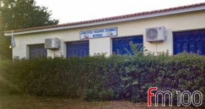 &Sigma;&tau;&iota;&sigmaf; 8 &alpha;ύ&rho;&iota;&omicron; &eta; &pi;&rho;&omicron;&sigma;έ&lambda;&epsilon;&upsilon;&sigma;&eta; &sigma;&tau;&omicron; &Delta;&eta;&mu;&omicron;&tau;&iota;&kappa;ό &Pi;&alpha;&iota;&delta;&iota;&kappa;ό &Sigma;&tau;&alpha;&theta;&mu;ό &Mu;ύ&rho;&iota;&nu;&alpha;&sigmaf;