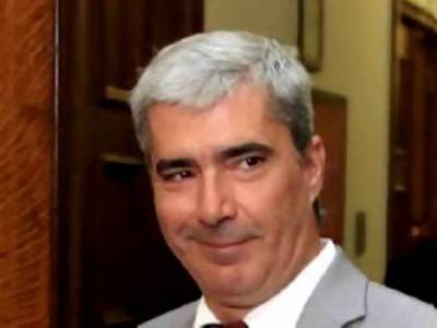 &Omicron; &alpha;&delta;&iota;ά&phi;&theta;&omicron;&rho;&omicron;&sigmaf; &kappa;ύ&rho;&iota;&omicron;&sigmaf; &Kappa;&epsilon;&delta;ί&kappa;&omicron;&gamma;&lambda;&omicron;&upsilon;