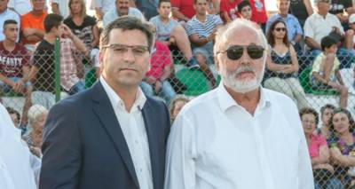 &Kappa;&omicron;&upsilon;&rho;&omicron;&upsilon;&mu;&pi;&lambda;ή&sigmaf;: &Mu;&epsilon; &tau;&eta; &gamma;&rho;&alpha;&mu;&mu;ή &Mu;&upsilon;&tau;&iota;&lambda;ή&nu;&eta;&ndash;&Alpha;ϊ-&Sigma;&tau;&rho;ά&tau;&eta;&sigmaf;&ndash;&Lambda;ή&mu;&nu;&omicron;&sigmaf;&ndash;&Sigma;&alpha;&mu;&omicron;&theta;&rho;ά&kappa;&eta;&ndash;&Alpha;&lambda;&epsilon;&xi;/&pi;&omicron;&lambda;&eta; &epsilon;&pi;&iota;&lambda;ύ&epsilon;&tau;&alpha;&iota; έ&nu;&alpha; &chi;&rho;ό&nu;&iota;&omicron; &alpha;ί&tau;&eta;&mu;&alpha;