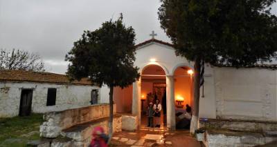 &Tau;&alpha; &epsilon;&nu;&nu;&iota;ά&mu;&epsilon;&rho;&alpha; &tau;&eta;&sigmaf; &Pi;&alpha;&nu;&alpha;&gamma;ί&alpha;&sigmaf; &sigma;&tau;&omicron;&nu; &nu;&alpha;ό &tau;&eta;&sigmaf; &Theta;&epsilon;&omicron;&tau;ό&kappa;&omicron;&upsilon; &sigma;&tau;&omicron; &alpha;&gamma;&rho;ό&kappa;&tau;&eta;&mu;&alpha; &Mu;&eta;&tau;&rho;ό&pi;&omicron;&lambda;&eta;&sigmaf;