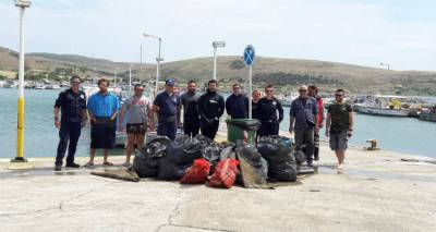 &Epsilon;&theta;&epsilon;&lambda;&omicron;&nu;&tau;&iota;&kappa;ό&sigmaf; &kappa;&alpha;&theta;&alpha;&rho;&iota;&sigma;&mu;ό&sigmaf; &sigma;&tau;&omicron; &lambda;&iota;&mu;ά&nu;&iota; &tau;&omicron;&upsilon; &Mu;&omicron;ύ&delta;&rho;&omicron;&upsilon; (photos)