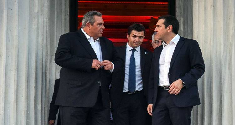 &Tau;&sigma;ί&pi;&rho;&alpha;&sigmaf;-&Kappa;&alpha;&mu;&mu;έ&nu;&omicron;&sigmaf;: &Eta; ώ&rho;&alpha; &tau;&eta;&sigmaf; &kappa;&rho;ί&sigma;&eta;&sigmaf;