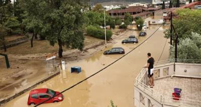 Meteo: &Eta; &pi;&rho;ώ&tau;&eta; &sigma;ύ&gamma;&kappa;&rho;&iota;&sigma;&eta; &tau;&omega;&nu; &kappa;&alpha;&kappa;&omicron;&kappa;&alpha;&iota;&rho;&iota;ώ&nu; &laquo;Daniel&raquo; &kappa;&alpha;&iota; &laquo;Elias&raquo; -&Tau;&epsilon;&rho;ά&sigma;&tau;&iota;&epsilon;&sigmaf; &pi;&omicron;&sigma;ό&tau;&eta;&tau;&epsilon;&sigmaf; &nu;&epsilon;&rho;&omicron;ύ &sigma;&epsilon; &Theta;&epsilon;&sigma;&sigma;&alpha;&lambda;ί&alpha; &kappa;&alpha;&iota; &Epsilon;ύ&beta;&omicron;&iota;&alpha;