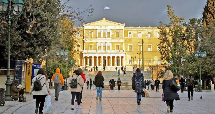 &Tau;&iota; &alpha;&lambda;&lambda;&alpha;&gamma;έ&sigmaf; &phi;έ&rho;&nu;&epsilon;&iota; &tau;&omicron; &nu;έ&omicron; &phi;&omicron;&rho;&omicron;&lambda;&omicron;&gamma;&iota;&kappa;ό &nu;&omicron;&mu;&omicron;&sigma;&chi;έ&delta;&iota;&omicron;: &Tau;&alpha; 4 &laquo;SOS&raquo; &gamma;&iota;&alpha; &delta;&eta;&lambda;ώ&sigma;&epsilon;&iota;&sigmaf;, &Phi;&Pi;&Alpha;, &rho;&upsilon;&theta;&mu;ί&sigma;&epsilon;&iota;&sigmaf; &kappa;&alpha;&iota; &alpha;&gamma;&rho;ό&tau;&epsilon;&sigmaf;
