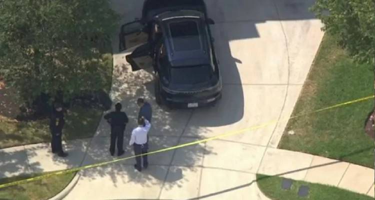 &Sigma;&omicron;&kappa; &sigma;&tau;&iota;&sigmaf; &Eta;&Pi;&Alpha;: 5&chi;&rho;&omicron;&nu;&omicron;&sigmaf; &nu;&epsilon;&kappa;&rho;ό&sigmaf; &sigma;&epsilon; &alpha;&upsilon;&tau;&omicron;&kappa;ί&nu;&eta;&tau;&omicron; &alpha;&pi;ό &tau;&eta; &zeta;έ&sigma;&tau;&eta; | &Tau;&omicron;&nu; &xi;έ&chi;&alpha;&sigma;&epsilon; &eta; &mu;&eta;&tau;έ&rho;&alpha; &tau;&omicron;&upsilon; 3 ώ&rho;&epsilon;&sigmaf;, &epsilon;&nu;ώ &epsilon;&tau;&omicron;ί&mu;&alpha;&zeta;&epsilon; &pi;ά&rho;&tau;&iota;