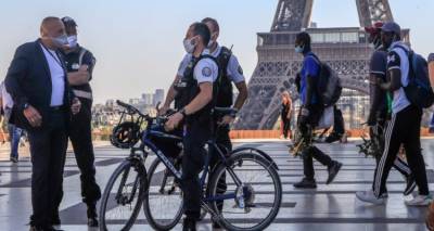 Εκπληκτοι στην Ευρώπη με τον κορωνοϊό: Το lockdown «σκεπάζει» την ΕΕ | Δραματικά SOS από Φον ντερ Λάιεν, Μακρόν