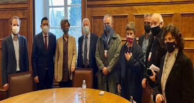 &Pi;&epsilon;&rho;&iota;&phi;έ&rho;&epsilon;&iota;&alpha;: &Epsilon;&pi;&alpha;&phi;έ&sigmaf; &kappa;&alpha;&iota; &sigma;&upsilon;&nu;&alpha;&nu;&tau;ή&sigma;&epsilon;&iota;&sigmaf; &gamma;&iota;&alpha; &nu;&alpha; &mu;&eta; &gamma;ί&nu;&epsilon;&iota; &omicron;&iota; &upsilon;&pi;&epsilon;&rho;&delta;&omicron;&mu;έ&sigmaf; &sigma;&tau;&alpha; &nu;&eta;&sigma;&iota;ά &tau;&omicron;&upsilon; &Beta;&omicron;&rho;&epsilon;ί&omicron;&upsilon; &Alpha;&iota;&gamma;&alpha;ί&omicron;&upsilon;