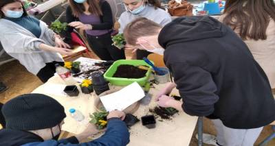 &Gamma;&Epsilon;&Lambda; &Mu;ύ&rho;&iota;&nu;&alpha;&sigmaf; &kappa;&alpha;&iota; &Epsilon;&iota;&delta;&iota;&kappa;ό &Rho;&epsilon;&pi;&alpha;&nu;&iota;&delta;ί&omicron;&upsilon; έ&nu;&omega;&sigma;&alpha;&nu; &xi;&alpha;&nu;ά &tau;&iota;&sigmaf; &delta;&upsilon;&nu;ά&mu;&epsilon;&iota;&sigmaf; &tau;&omicron;&upsilon;&sigmaf;