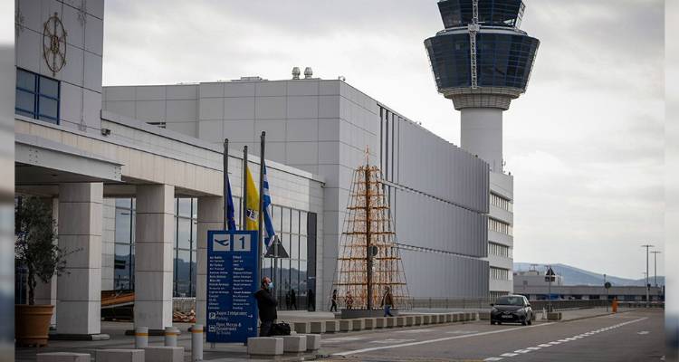 Κορωνοϊός: Πανευρωπαϊκή ανησυχία για τη μετάλλαξη | Μέχρι τα μεσάνυχτα πτήσεις από την Μ.Βρετανία στην Αθήνα
