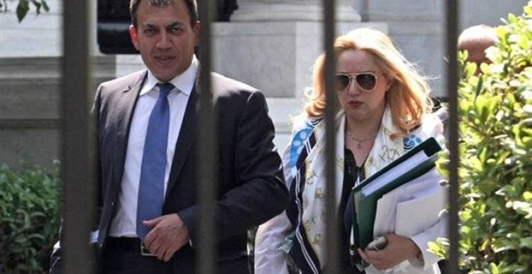 &Omicron;&iota; &alpha;&pi;&omicron;&phi;ά&sigma;&epsilon;&iota;&sigmaf; &tau;&omicron;&upsilon; &Kappa;&upsilon;&beta;&epsilon;&rho;&nu;&eta;&tau;&iota;&kappa;&omicron;ύ &Sigma;&upsilon;&mu;&beta;&omicron;&upsilon;&lambda;ί&omicron;&upsilon; &Mu;&epsilon;&tau;&alpha;&rho;&rho;ύ&theta;&mu;&iota;&sigma;&eta;&sigmaf;