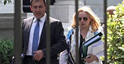 &Omicron;&iota; &alpha;&pi;&omicron;&phi;ά&sigma;&epsilon;&iota;&sigmaf; &tau;&omicron;&upsilon; &Kappa;&upsilon;&beta;&epsilon;&rho;&nu;&eta;&tau;&iota;&kappa;&omicron;ύ &Sigma;&upsilon;&mu;&beta;&omicron;&upsilon;&lambda;ί&omicron;&upsilon; &Mu;&epsilon;&tau;&alpha;&rho;&rho;ύ&theta;&mu;&iota;&sigma;&eta;&sigmaf;
