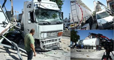 &Epsilon;&iota;&kappa;ό&nu;&epsilon;&sigmaf; &chi;ά&omicron;&upsilon;&sigmaf; &sigma;&tau;&omicron; &Mu;&epsilon;&nu;ί&delta;&iota;: &Beta;&upsilon;&tau;&iota;&omicron;&phi;ό&rho;&omicron; &epsilon;&iota;&sigma;έ&beta;&alpha;&lambda;&epsilon; &sigma;&epsilon; &mu;ά&nu;&tau;&rho;&alpha; &alpha;&upsilon;&tau;&omicron;&kappa;&iota;&nu;ή&tau;&omega;&nu;, &mu;&epsilon;&tau;ά &alpha;&pi;ό &sigma;ύ&gamma;&kappa;&rho;&omicron;&upsilon;&sigma;&eta; &mu;&epsilon; &Iota;&Chi; -&Mu;&epsilon;&gamma;ά&lambda;&epsilon;&sigmaf; &zeta;&eta;&mu;&iota;έ&sigmaf;