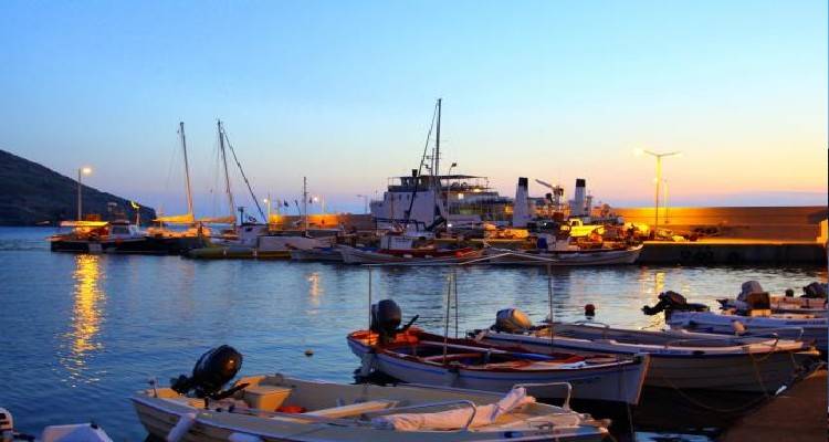 Ά&gamma;&iota;&omicron;&sigmaf; &Epsilon;&upsilon;&sigma;&tau;&rho;ά&tau;&iota;&omicron;&sigmaf;: T&omicron; &pi;&rho;ώ&tau;&omicron; &epsilon;&lambda;&lambda;&eta;&nu;&iota;&kappa;ό &nu;&eta;&sigma;ί &pi;&omicron;&upsilon; &tau;&omicron;&nu; &chi;&epsilon;&iota;&mu;ώ&nu;&alpha; &theta;&alpha; &theta;&epsilon;&rho;&mu;&alpha;ί&nu;&epsilon;&tau;&alpha;&iota; &mu;&epsilon; &tau;&eta;&lambda;&epsilon;&theta;έ&rho;&mu;&alpha;&nu;&sigma;&eta;!