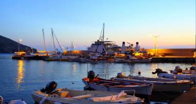 Ά&gamma;&iota;&omicron;&sigmaf; &Epsilon;&upsilon;&sigma;&tau;&rho;ά&tau;&iota;&omicron;&sigmaf;: T&omicron; &pi;&rho;ώ&tau;&omicron; &epsilon;&lambda;&lambda;&eta;&nu;&iota;&kappa;ό &nu;&eta;&sigma;ί &pi;&omicron;&upsilon; &tau;&omicron;&nu; &chi;&epsilon;&iota;&mu;ώ&nu;&alpha; &theta;&alpha; &theta;&epsilon;&rho;&mu;&alpha;ί&nu;&epsilon;&tau;&alpha;&iota; &mu;&epsilon; &tau;&eta;&lambda;&epsilon;&theta;έ&rho;&mu;&alpha;&nu;&sigma;&eta;!