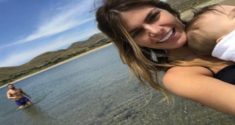 &Lambda;ή&mu;&nu;&omicron;&sigmaf;: &Gamma;&iota;ά&nu;&nu;&eta;&sigmaf; &Beta;&alpha;&rho;&delta;ή&sigmaf; &kappa;&alpha;&iota; &Nu;&alpha;&tau;ά&sigma;&alpha; &Sigma;&kappa;&alpha;&phi;ί&delta;&alpha; &alpha;&pi;&omicron;&lambda;&alpha;&mu;&beta;ά&nu;&omicron;&upsilon;&nu; &tau;&eta; &theta;ά&lambda;&alpha;&sigma;&sigma;&alpha; &sigma;&tau;&omicron; &laquo;&mu;έ&rho;&omicron;&sigmaf; &tau;&eta;&sigmaf; &kappa;&alpha;&rho;&delta;&iota;ά&sigmaf; &tau;&omicron;&upsilon;&sigmaf;&raquo; (photo)