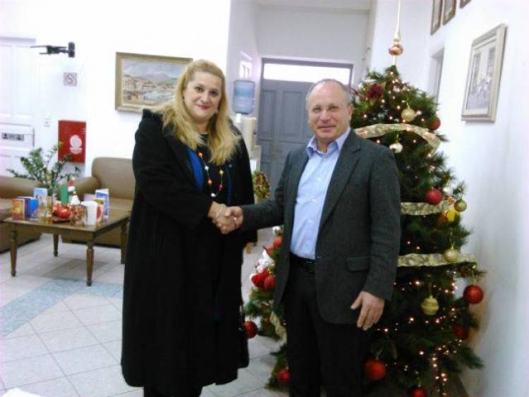 Συνάντηση του Δημάρχου Λήμνου με τη νέα διοικήτρια του Νοσοκομείου Λήμνου