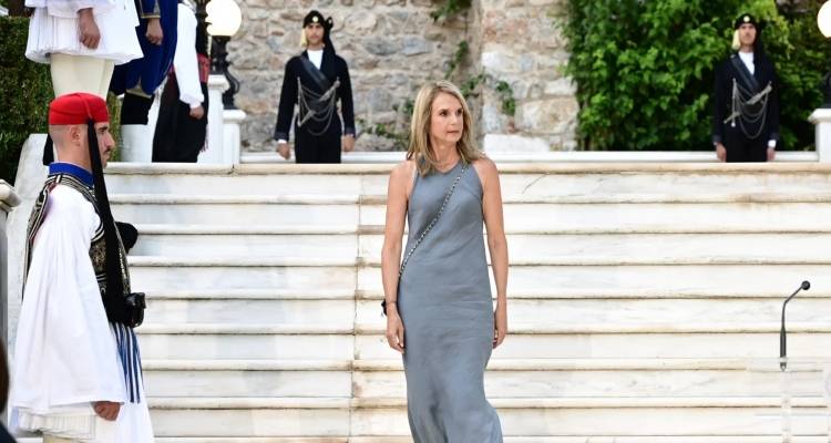 ΠΑΣΟΚ: Το παρασκήνιο της απόσυρσης Αποστολάκη από την κούρσα ηγεσίας -Τι απάντησε στο ερώτημα «ποιον στηρίζουμε»