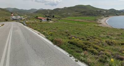 &Epsilon;&pi;&alpha;&rho;&chi;&epsilon;ί&omicron;: &Gamma;&iota;&alpha; &mu;&iota;&alpha; &epsilon;&beta;&delta;&omicron;&mu;ά&delta;&alpha; &kappa;&lambda;&epsilon;&iota;&sigma;&tau;ό &tau;&mu;ή&mu;&alpha; &tau;&eta;&sigmaf; &omicron;&delta;&omicron;ύ &Mu;ύ&rho;&iota;&nu;&alpha;&sigmaf; - &Kappa;&alpha;&sigma;&pi;&alpha;&kappa;&alpha;